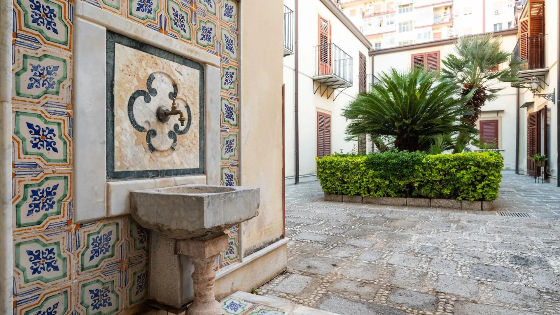 Baglio Dei Conti D'Orleans Apartment Palermo Italy